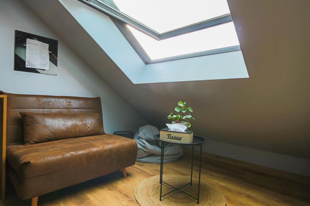 Maisonnette En Duplex Avec Terrasse Breux-Jouy Exterior foto